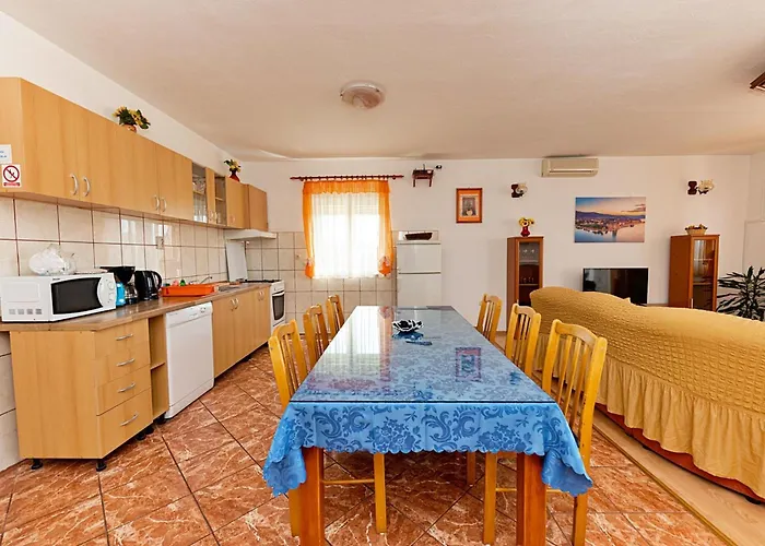 Saba-1 By Interhome Appartamento Traù